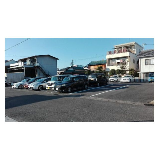 岐阜市大黒町１丁目の駐車場