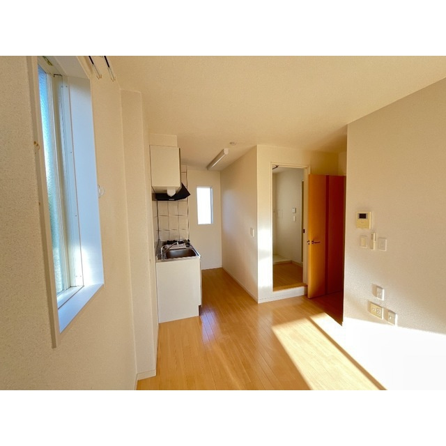 アルカネットの居間・リビング