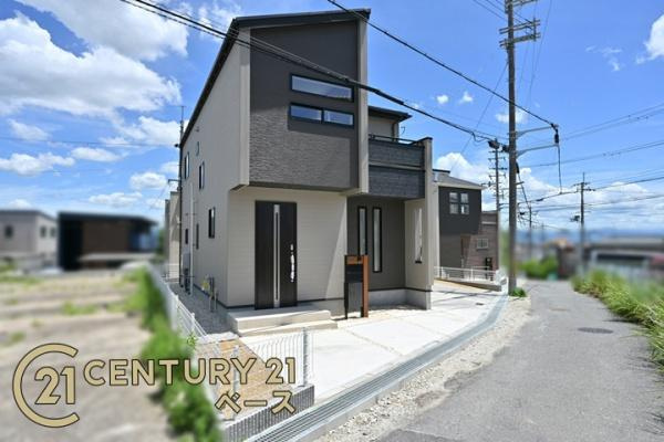 奈良市平松５丁目 １号棟 ／新築一戸建