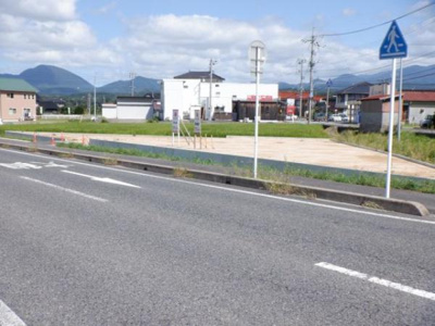 【前面道路含む現地写真】 | 伯耆町大殿　111坪