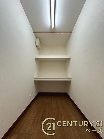 北葛城郡上牧町葛城台３丁目　一戸建の収納