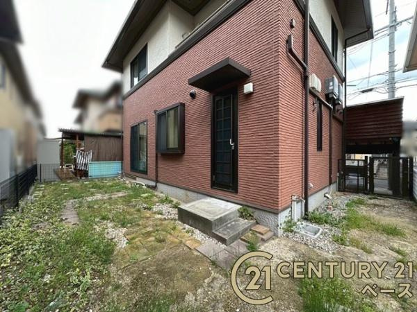 北葛城郡上牧町葛城台３丁目　一戸建の庭