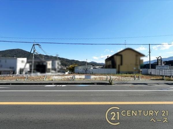 桜井市三輪　建築条件なし土地の外観|国道１６９号線沿いに立地した約２０５坪と広々した敷地です！お気軽にお問い合わせください！