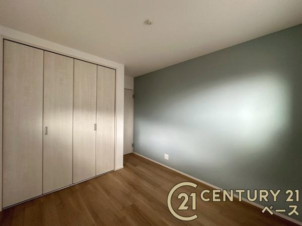 天理市田町 ２号地 ／新築一戸建の洋室|■現地撮影写真■クローゼット付きの明るい洋室です！