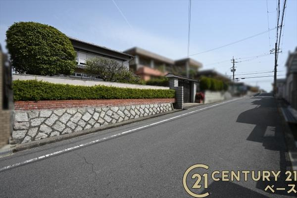 北葛城郡上牧町片岡台１丁目の中古一戸建の前面道路含む現地写真|■現地撮影写真■落ち着いた雰囲気の閑静な住宅地内です！