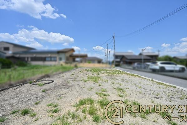 大和高田市大字奥田の売地の前面道路含む現地写真|■現地撮影写真■道路と高低差の少ないフラットな敷地です！