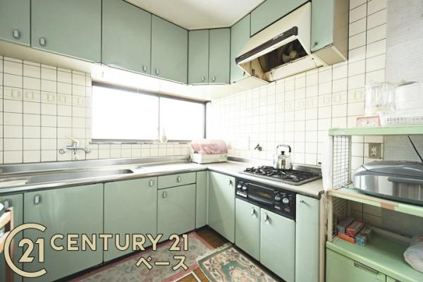 北葛城郡上牧町下牧２丁目の中古一戸建のキッチン