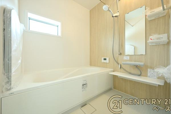 北葛城郡広陵町笠 １号地 ／新築一戸建の浴室|■現地撮影写真■ゆったりしたサイズの浴室！足を伸ばしての入浴は疲れも癒してくれます！