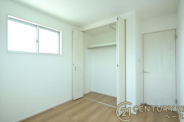 北葛城郡広陵町笠 １号地 ／新築一戸建の収納|■現地撮影写真■全居室の収納を完備！