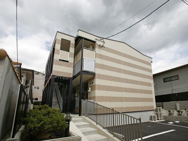 神戸市長田区片山町５丁目のアパート