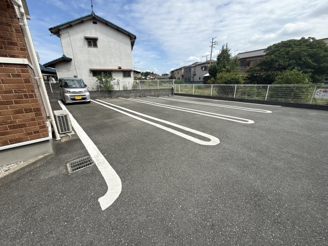 アウローラＢの駐車場