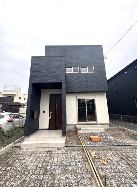 文教台貸家北棟の駐車場