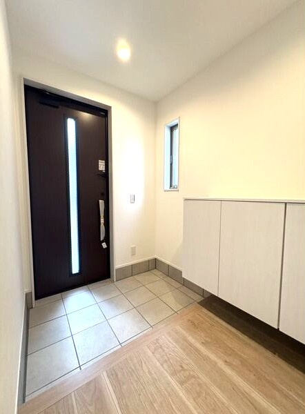 文教台貸家北棟の玄関