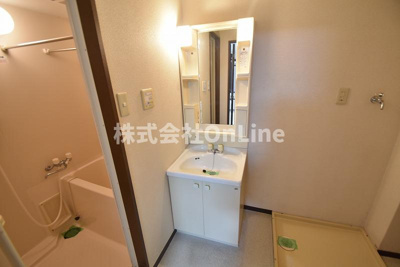 【独立洗面台】 | 長堂瑠璃