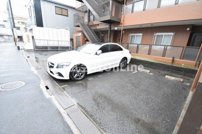【駐車場】 | ニードハイツ