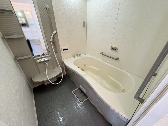 プレステージ西神戸の浴室
