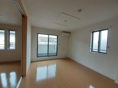 【居間・リビング】 | カレントコートⅠ | ゆったり過ごせるリビングです