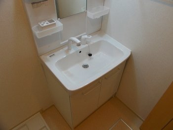 【洗面所】 | カレントコートⅠ | 脱衣スペースもあります
