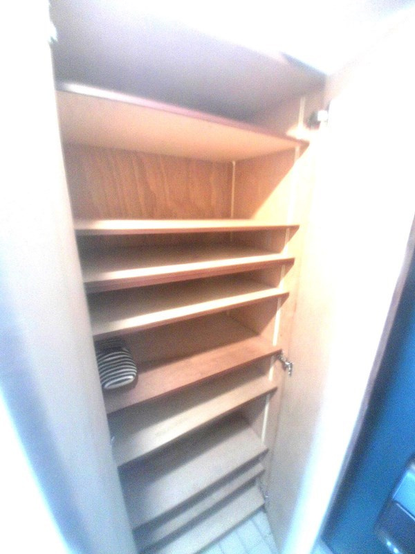 YKハイツ松の内の収納