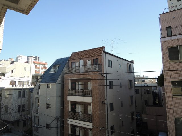 朝日白山マンションの展望