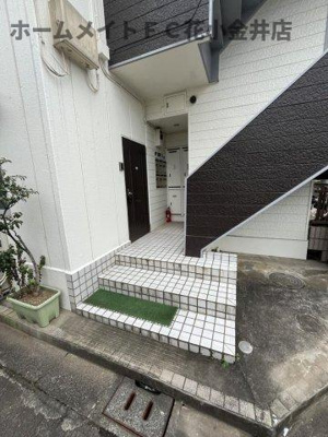 【エントランス】 | メイワファイブ