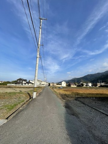 船木　売土地の前面道路含む現地写真