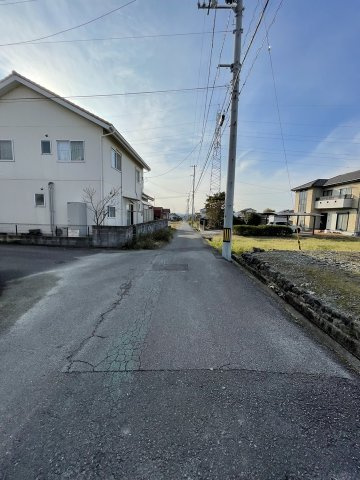 船木　売土地の前面道路含む現地写真