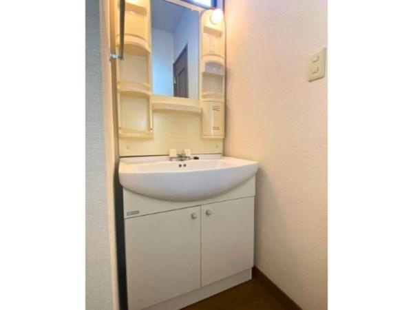 荏隈　中古の独立洗面台|独立洗面化粧台