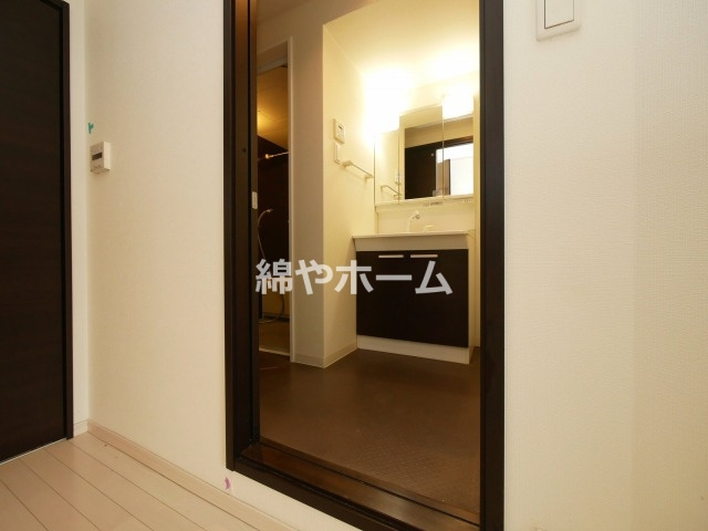 スプリング・ソナタの内装|明るい色調の室内です