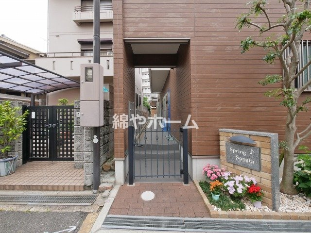 スプリング・ソナタのエントランス|エントランスです