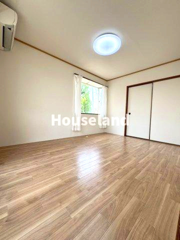 セジュール三浦の洋室