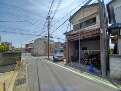 【前面道路含む現地写真】 | 熊谷市中央5丁目 1080万 土地