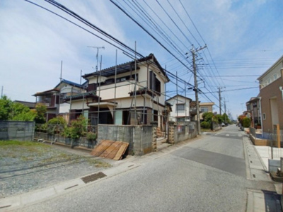 【前面道路含む現地写真】 | 熊谷市中央5丁目 1080万 土地