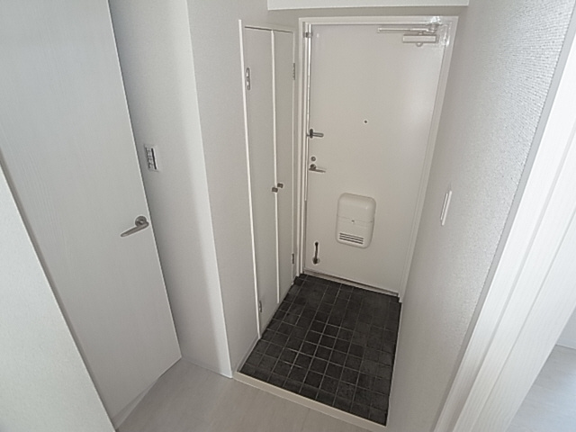 神戸市須磨区行幸町１丁目の賃貸マンションの玄関|シューズボックス付玄関