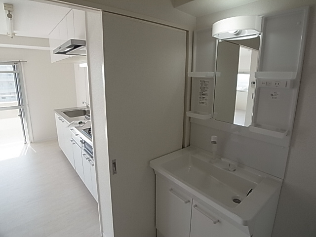 神戸市須磨区行幸町１丁目の賃貸マンションの洗面所|シャンプードレッサー