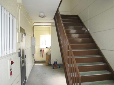 【エントランス】 | パインヒル Ⅱ | エントランス部分