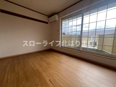 【洋室】 | ジュアン壱番館