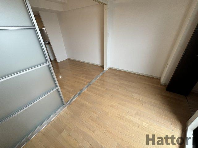 RIDGE江坂の居間・リビング