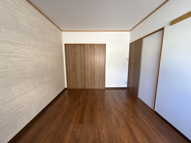 クレスト安室の子供部屋