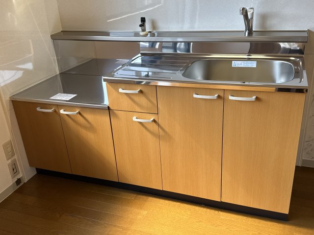 クレスト安室のキッチン