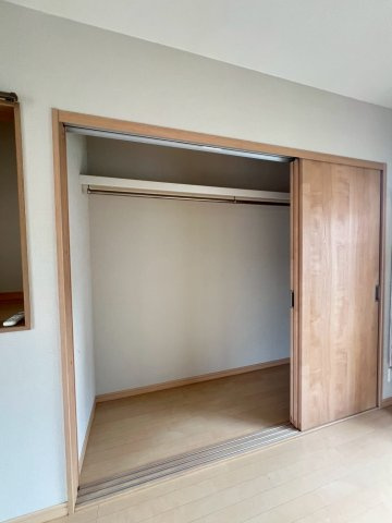 南多聞台住宅の収納