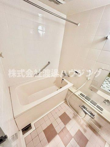 ジオ緑地公園二番館の浴室