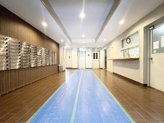 【エントランス】