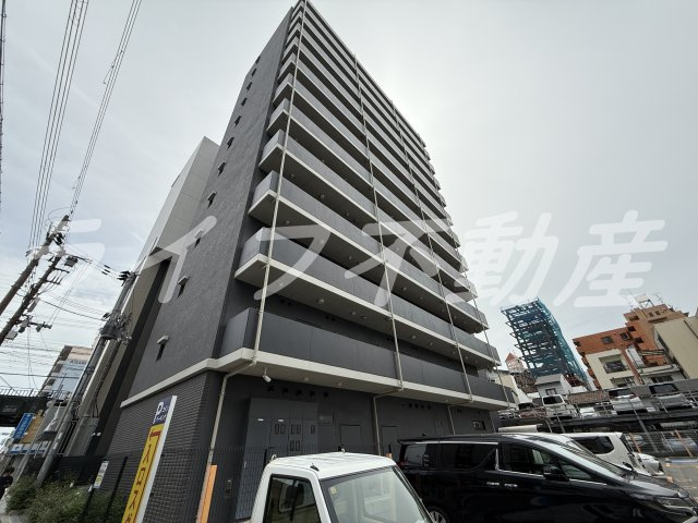エストゥルースプラスサウス大阪の外観|きれいな外観です