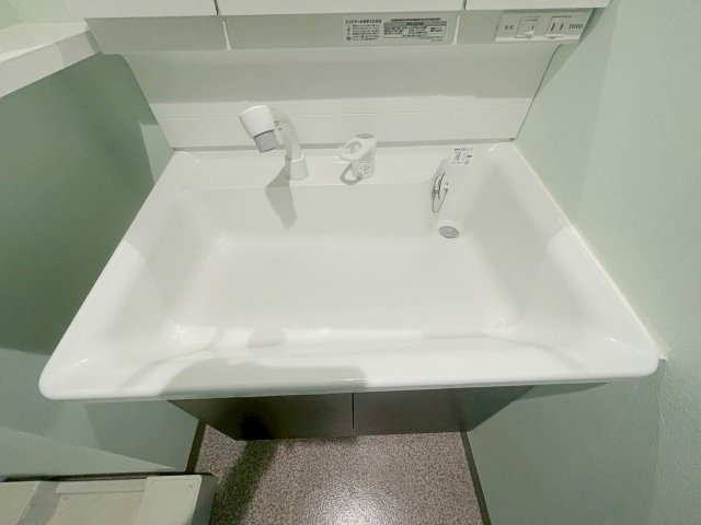 プレシャス小林の独立洗面台