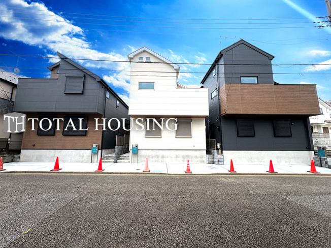 【居間・リビング】 | －弊社限定公開－西東京市下保谷3丁目　新築戸建　B号棟　【全3棟】