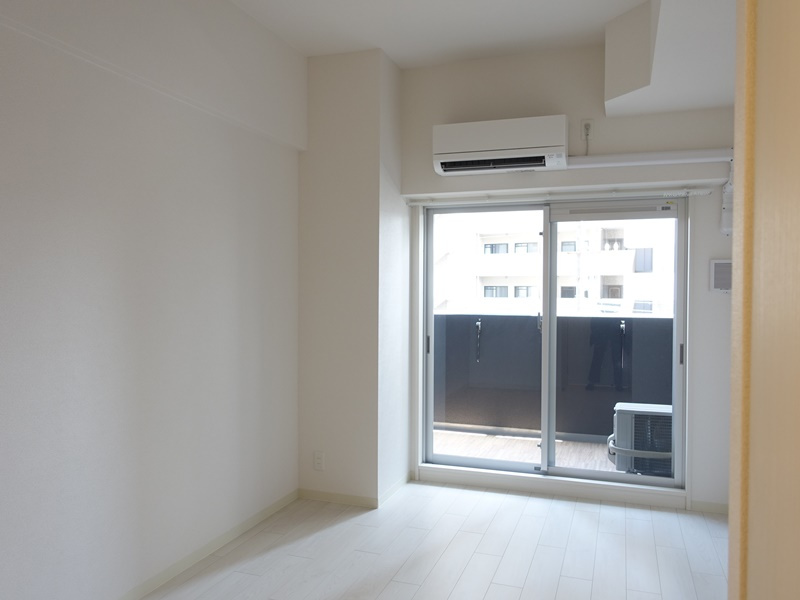 アドバンス名古屋モクシーの洋室|同間取り画像使用
実際のお部屋と色などが異なる場合がございます。