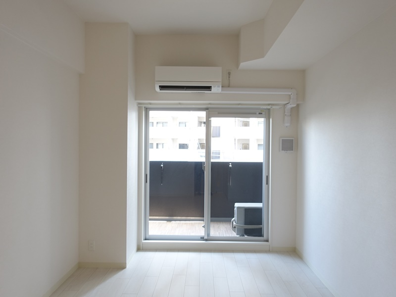 アドバンス名古屋モクシーの洋室|同間取り画像使用
実際のお部屋と色などが異なる場合がございます。