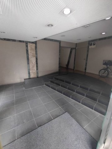 勘五郎ビルのエントランス