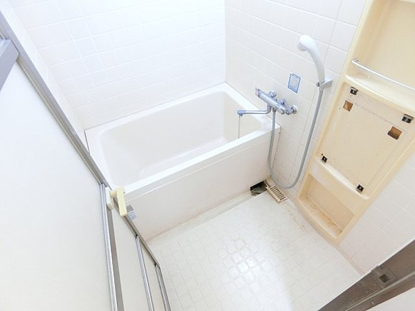 セルサス和泉の浴室|日々の疲れを癒すお風呂付です